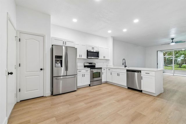 4911 BARNSTEAD DRIVE, Riverview, FL 33578