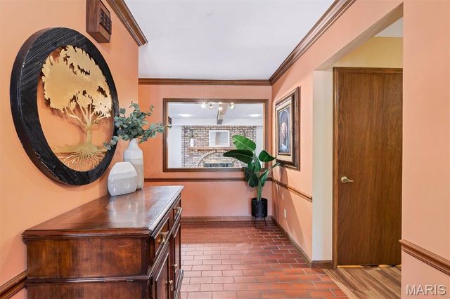 9733 Fall Ridge Trail, Sunset Hills, MO 63127