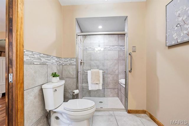 9733 Fall Ridge Trail, Sunset Hills, MO 63127