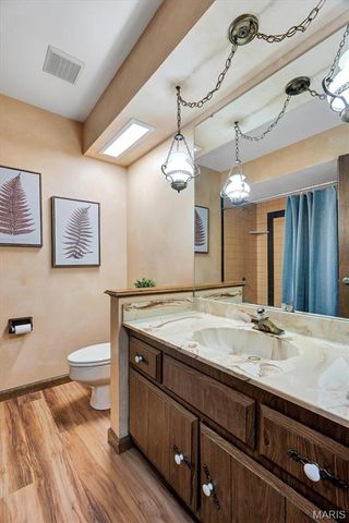 9733 Fall Ridge Trail, Sunset Hills, MO 63127