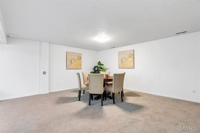 9733 Fall Ridge Trail, Sunset Hills, MO 63127