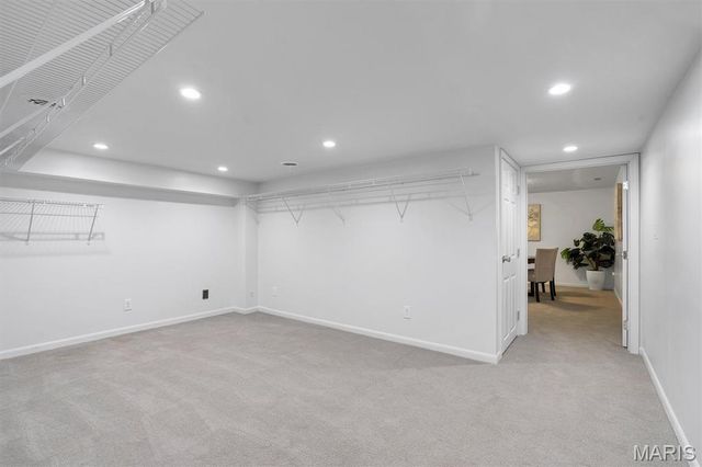 9733 Fall Ridge Trail, Sunset Hills, MO 63127