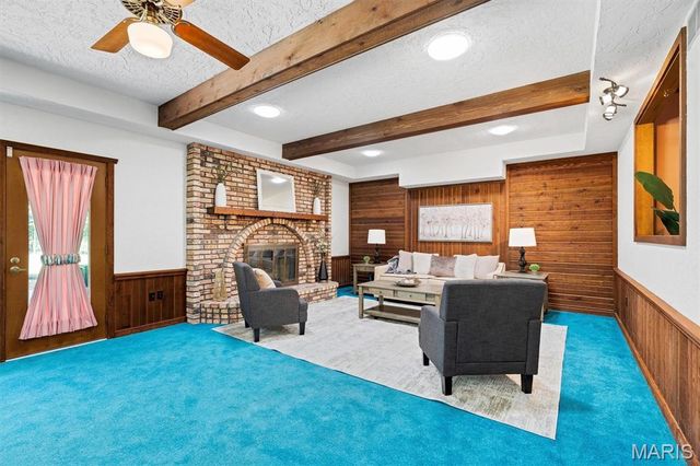 9733 Fall Ridge Trail, Sunset Hills, MO 63127