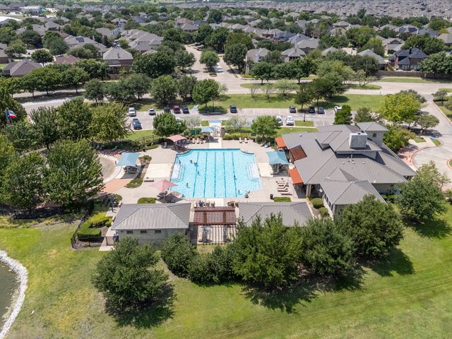 942 Lawless Lane, Fate, TX 75087