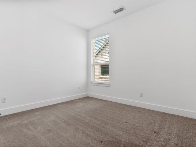 942 Lawless Lane, Fate, TX 75087