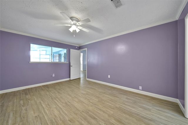 807 Richvale Lane, Houston, TX 77062