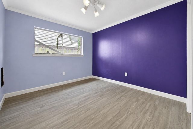807 Richvale Lane, Houston, TX 77062