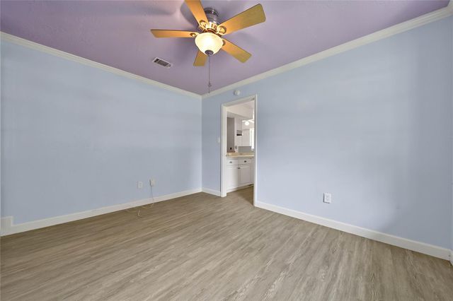 807 Richvale Lane, Houston, TX 77062