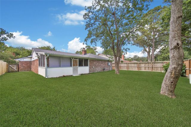 807 Richvale Lane, Houston, TX 77062