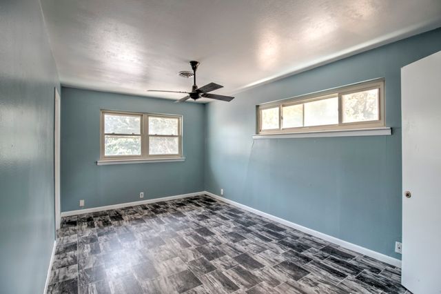 929 Dodson Street, Gainesville, TX 76240