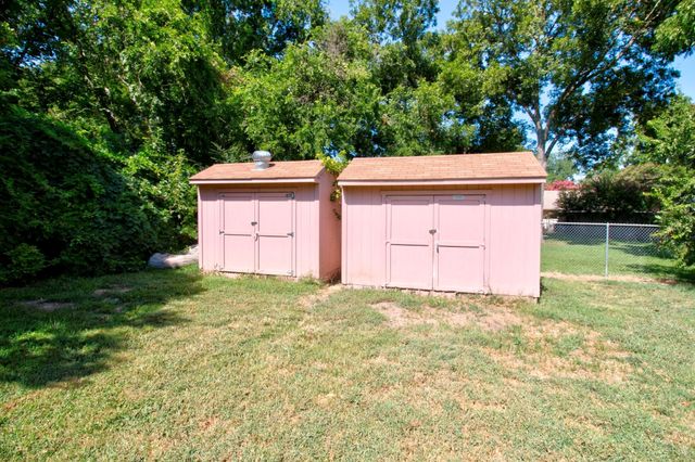 929 Dodson Street, Gainesville, TX 76240