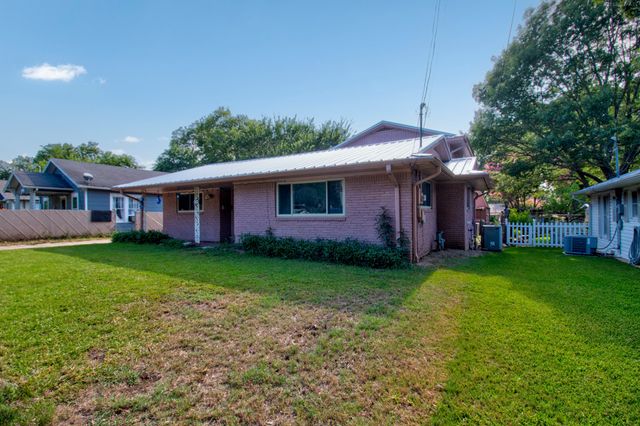 929 Dodson Street, Gainesville, TX 76240