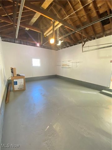 808 Marmion Avenue, Youngstown, OH 44502