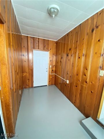 808 Marmion Avenue, Youngstown, OH 44502