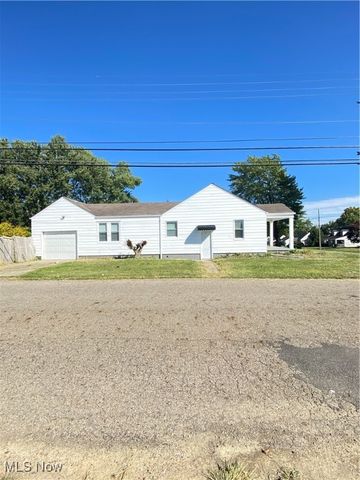 808 Marmion Avenue, Youngstown, OH 44502