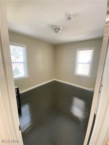 808 Marmion Avenue, Youngstown, OH 44502