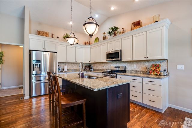 102 Wolf Creek Court, Franklin, OH 45005