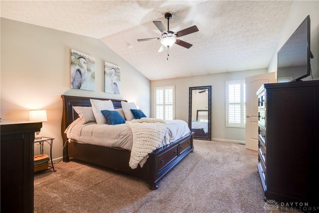 102 Wolf Creek Court, Franklin, OH 45005