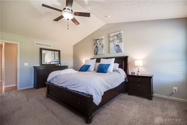 102 Wolf Creek Court, Franklin, OH 45005