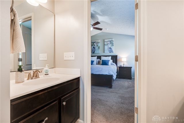 102 Wolf Creek Court, Franklin, OH 45005