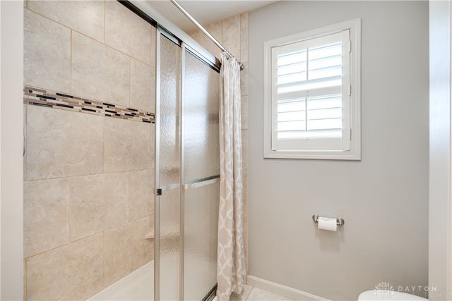 102 Wolf Creek Court, Franklin, OH 45005