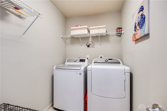 102 Wolf Creek Court, Franklin, OH 45005