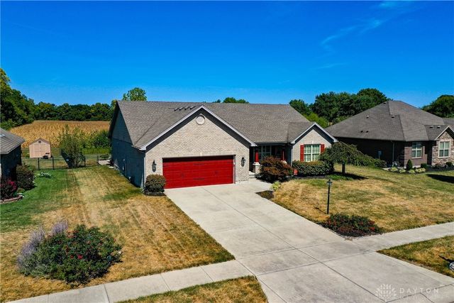 102 Wolf Creek Court, Franklin, OH 45005