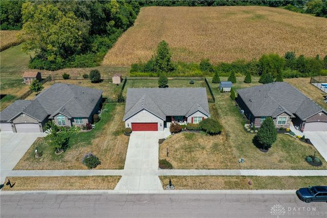 102 Wolf Creek Court, Franklin, OH 45005
