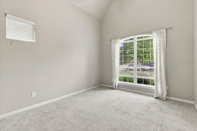 304 Thistle Ridge, Denton, TX 76210