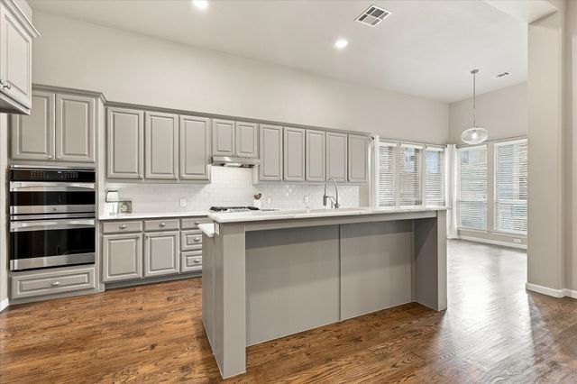 304 Thistle Ridge, Denton, TX 76210