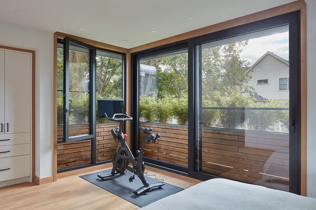 76 Holworthy St, Cambridge, MA 02138