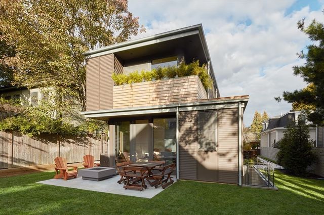 76 Holworthy St, Cambridge, MA 02138