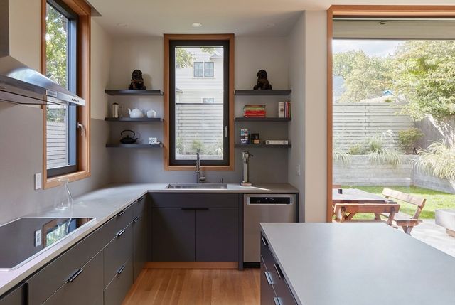 76 Holworthy St, Cambridge, MA 02138