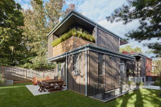 76 Holworthy St, Cambridge, MA 02138