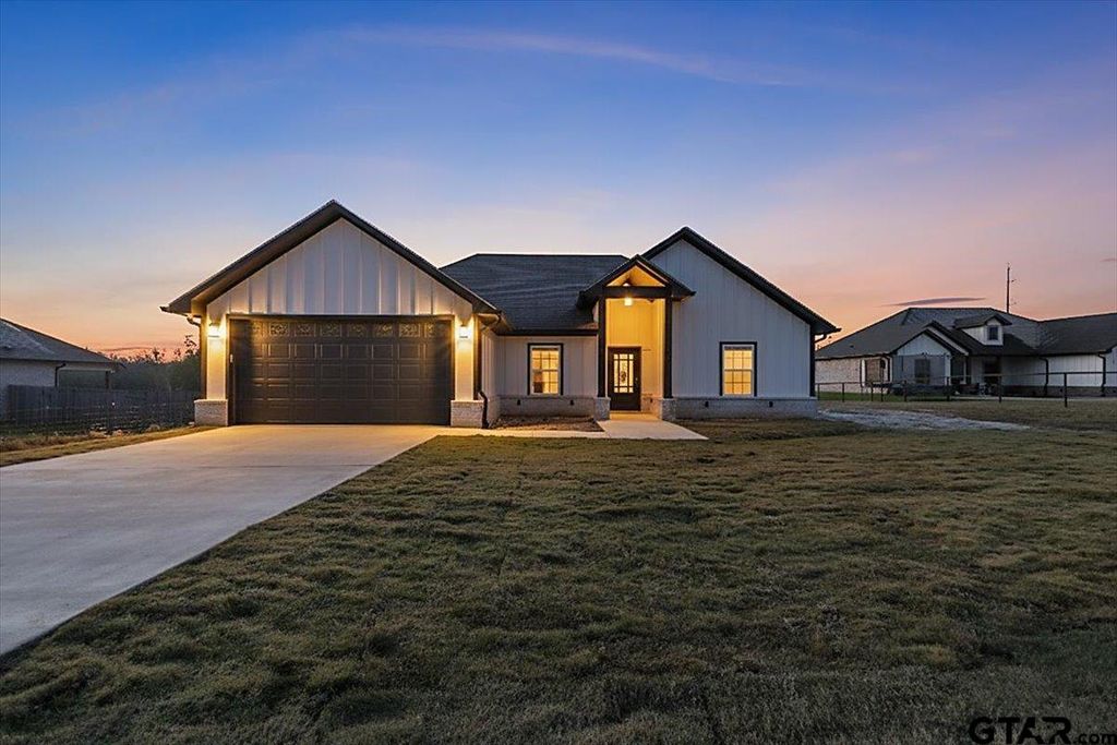 3078 County road 326 E., Tyler, TX 75706