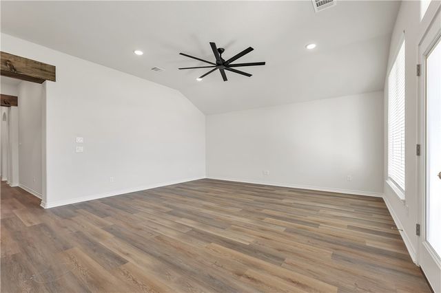 3525 Pointe du Hoc Loop, Bryan, TX 77808