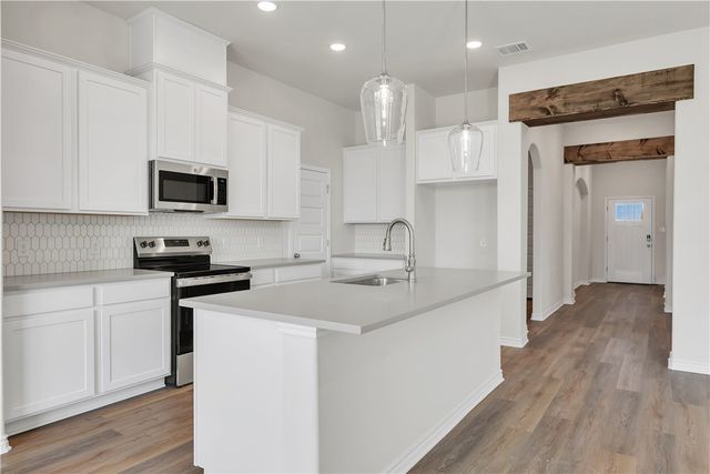 3525 Pointe du Hoc Loop, Bryan, TX 77808