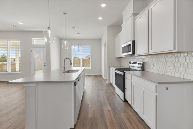 3525 Pointe du Hoc Loop, Bryan, TX 77808