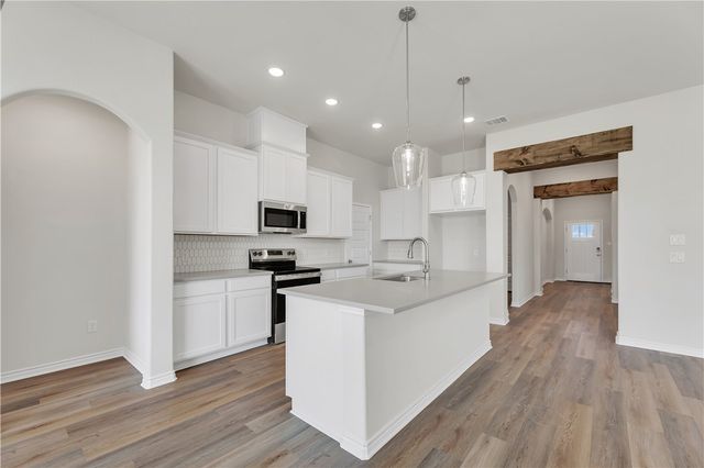 3525 Pointe du Hoc Loop, Bryan, TX 77808