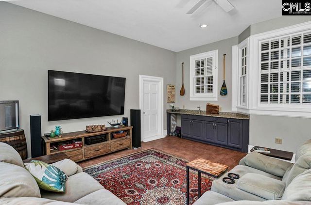 3800 Kilbourne Hill Road, Columbia, SC 29205