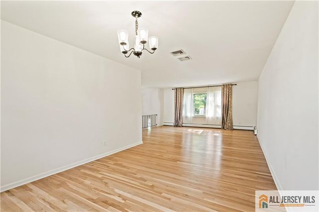 4 Darby Road, Franklin, NJ 08873