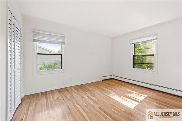 4 Darby Road, Franklin, NJ 08873