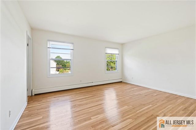 4 Darby Road, Franklin, NJ 08873