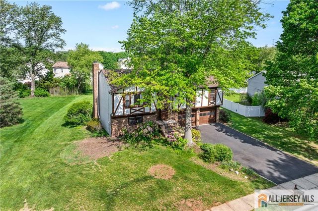 4 Darby Road, Franklin, NJ 08873
