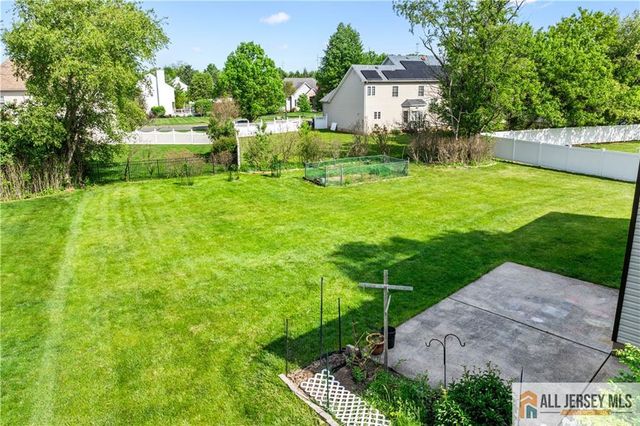 4 Darby Road, Franklin, NJ 08873