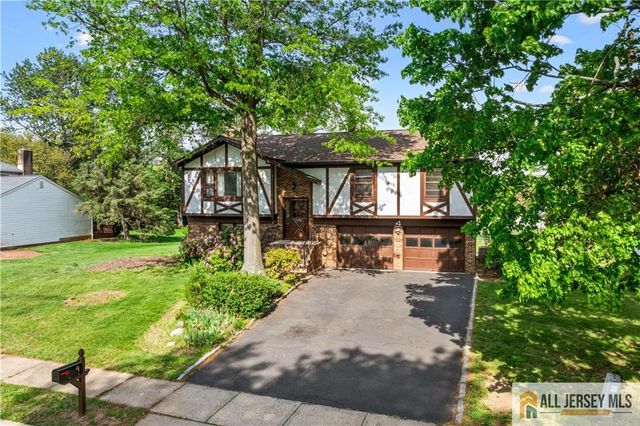 4 Darby Road, Franklin, NJ 08873