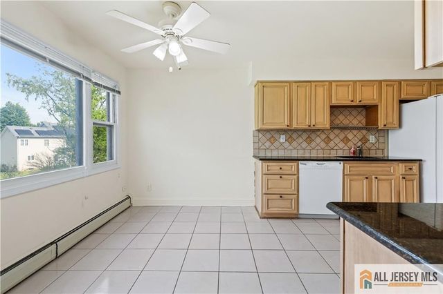 4 Darby Road, Franklin, NJ 08873