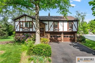 4 Darby Road, Franklin, NJ 08873