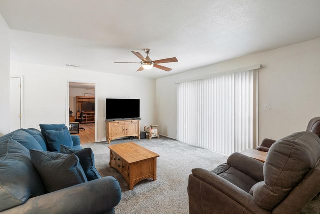 4159 N Lead Avenue, Fresno, CA 93722