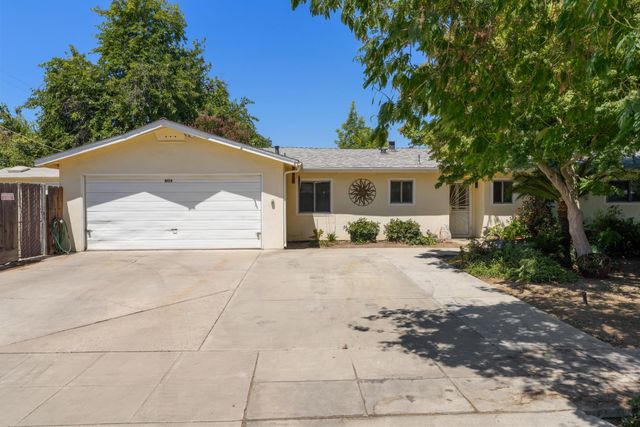 4159 N Lead Avenue, Fresno, CA 93722